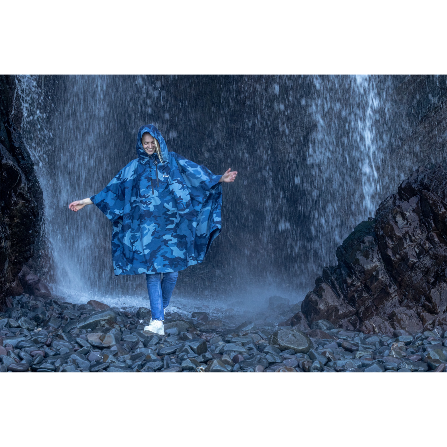 dryrobe® Waterproof Poncho Blue Camo