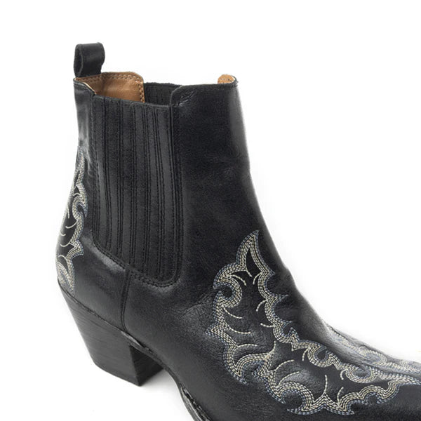 Dearling Ranch Booties Black