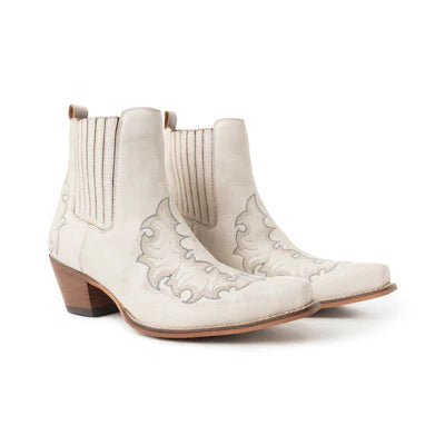 Dearling Ranch Booties White